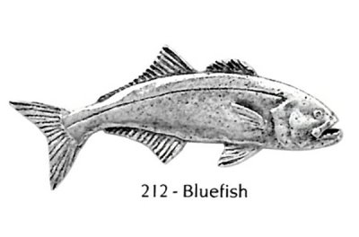 画像1: ピンバッジ ブルーフィッシュ 212 オキスズキ 魚 ピンズ バッチ スズ シルバー ピューター ブローチ バッジ バッヂ【ゆうパケット発送可】